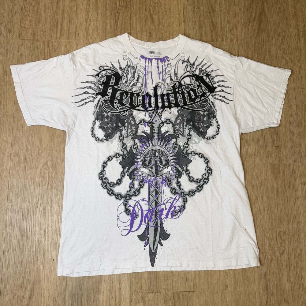 Size XL Urban Legends Graphic White Skull Sword